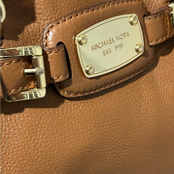 Michael Kors Hamilton Brown Pebble Leather Handbag shoulder bag - Picture 6 of 12